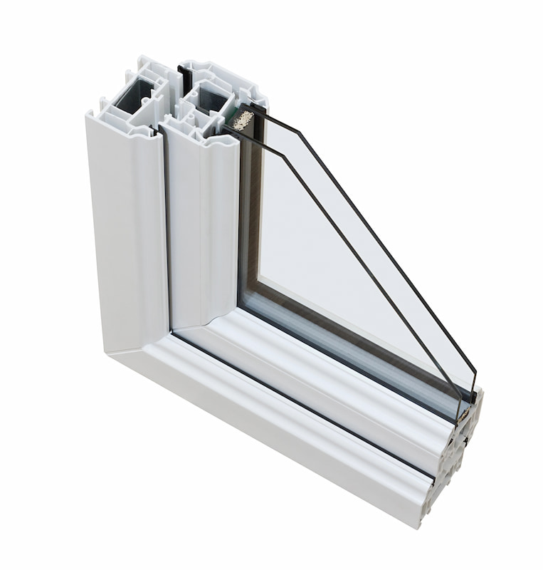 Detalle de ventana con doble acristalamiento de PVC